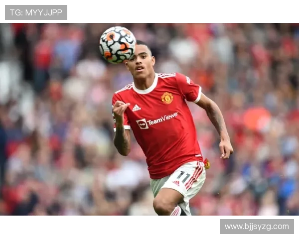 切费林携老佛爷现场观战皇马拜仁